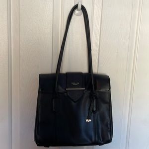 Black Radley London medium leather handbag.